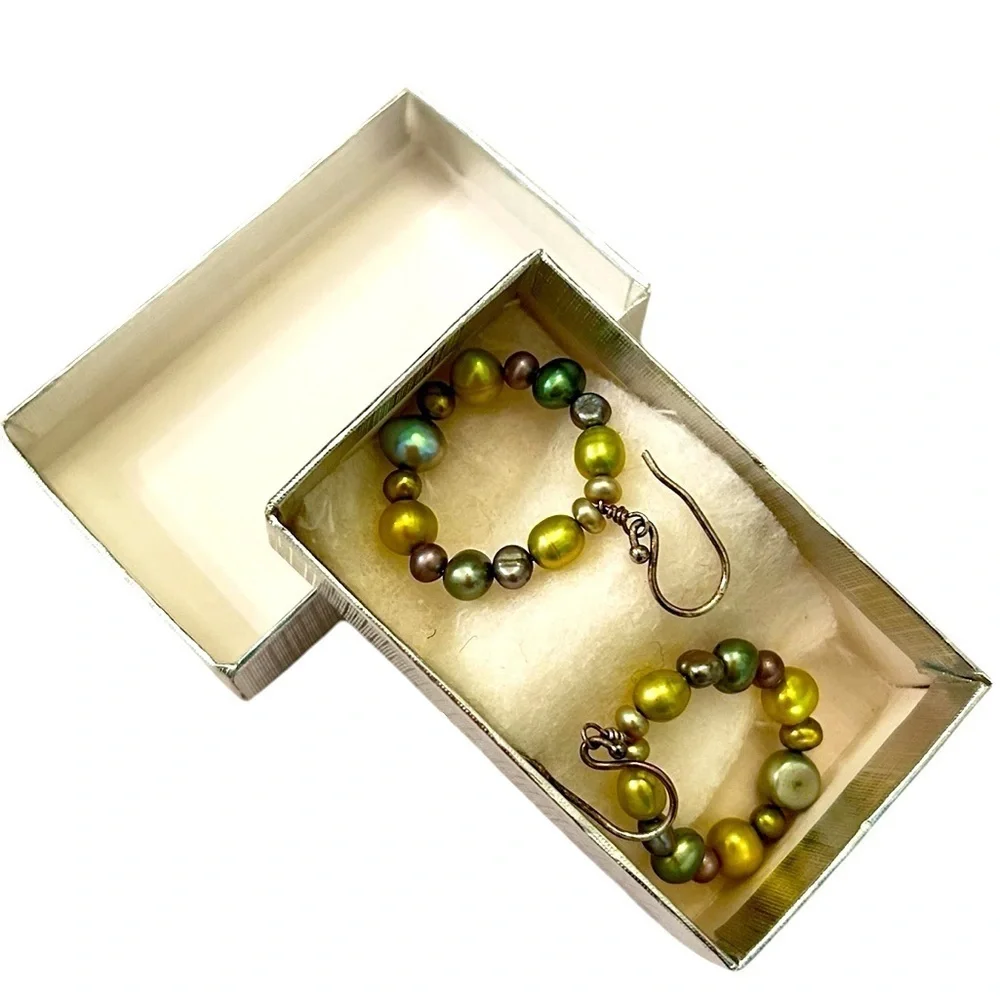 Coldwater creek Multi green circle faux Pearl pierced earrings in original box